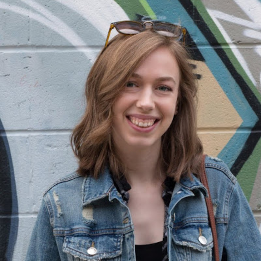 Meet your Posher, Hali